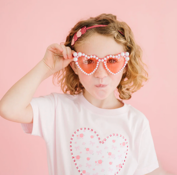 Dainty Rose Pearl Heart Patch T-Shirt - Magpies Paducah