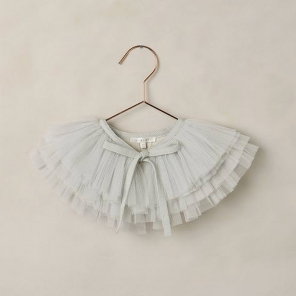 Ruffle Collar, Mist - Magpies Paducah