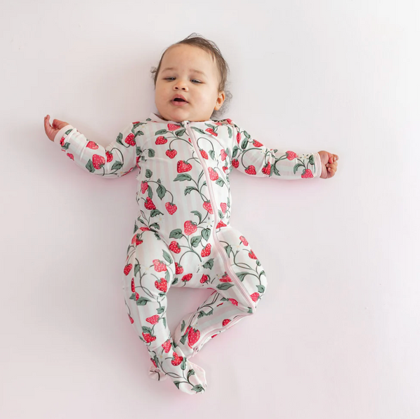 Zippered Footie, Strawberry Fields - Magpies Paducah