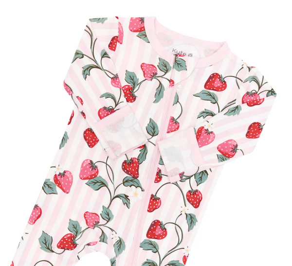 Zippered Footie, Strawberry Fields - Magpies Paducah