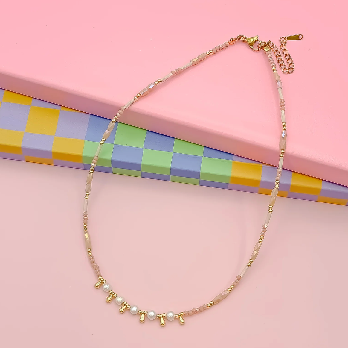 Princess Pearls Necklace, Salmon - Magpies Paducah