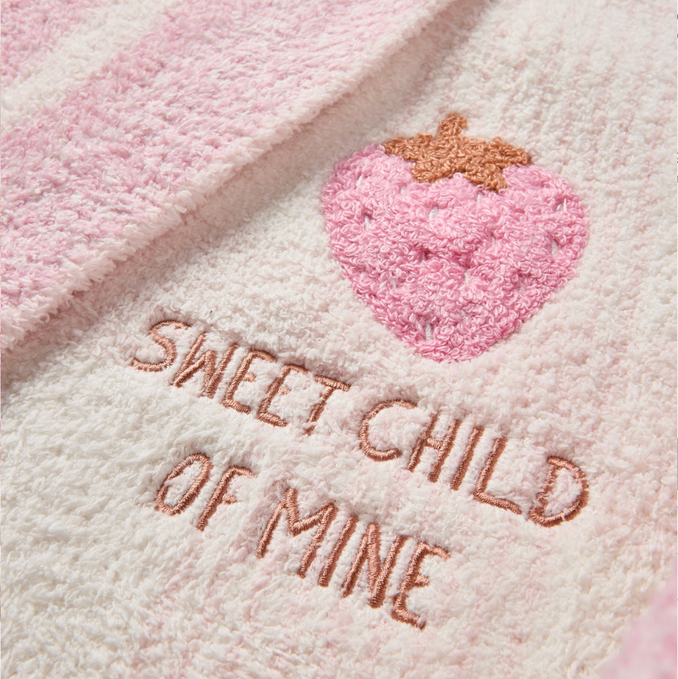 CozyChic Strawberry Stroller Blanket - Magpies Paducah