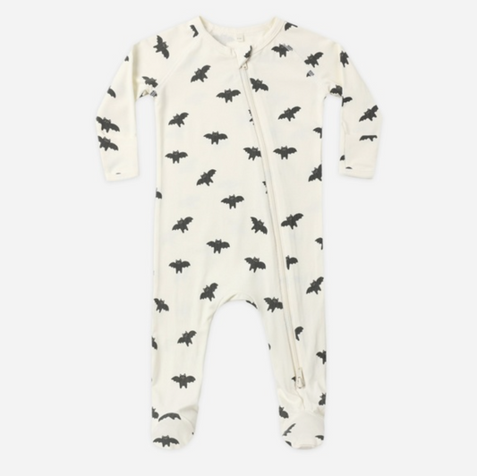 Bamboo Zip Footie, Bats