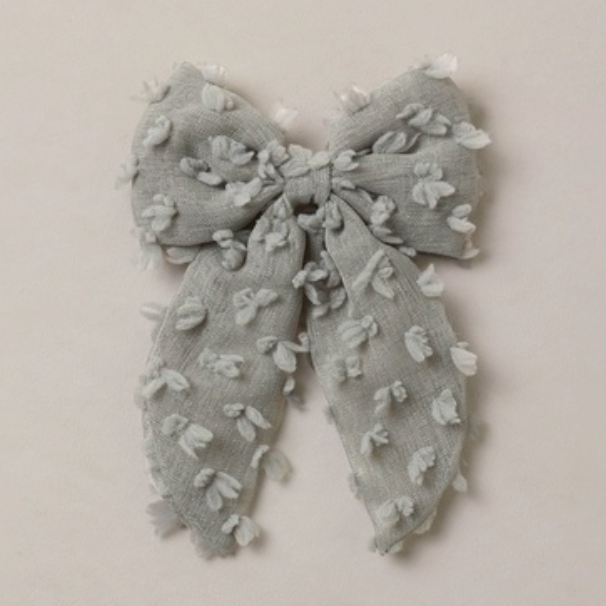 Everly Bow, Eucalyptus