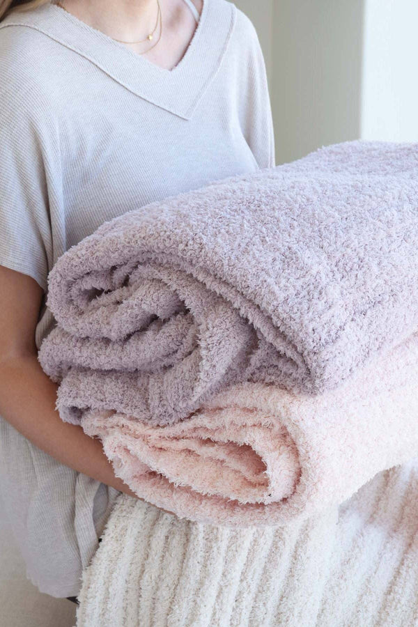 CuddleLane™ Luxe Blankets | Dusty Purple
