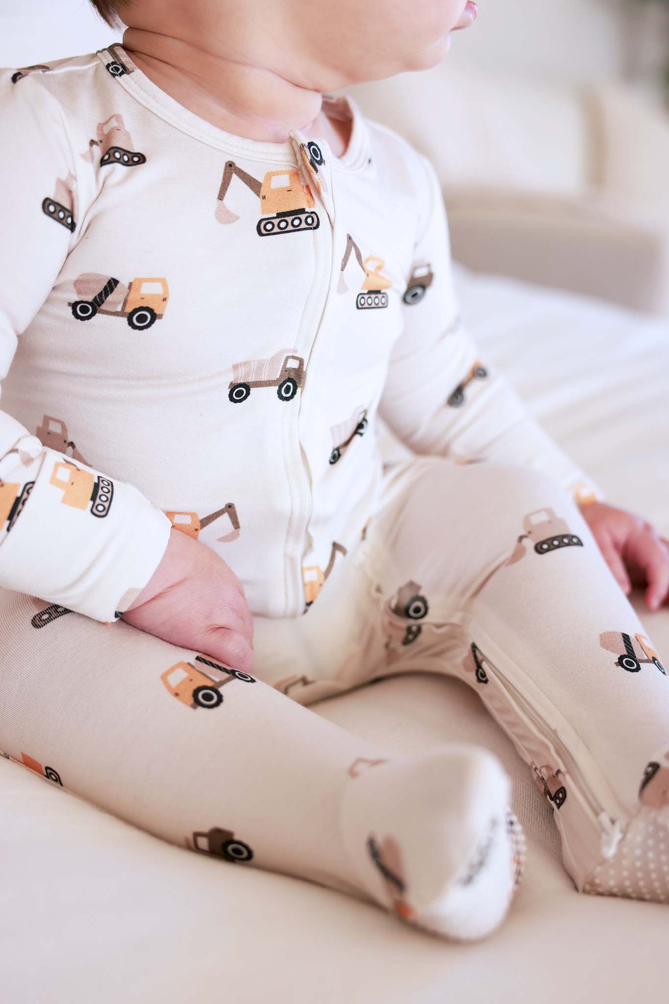 Zipper Footie, Little Builder