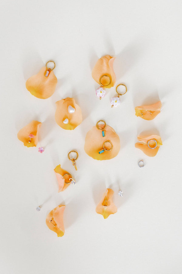 Screwback Stud Earrings Lux - Candy Star Bubblegum Pink - Magpies Paducah