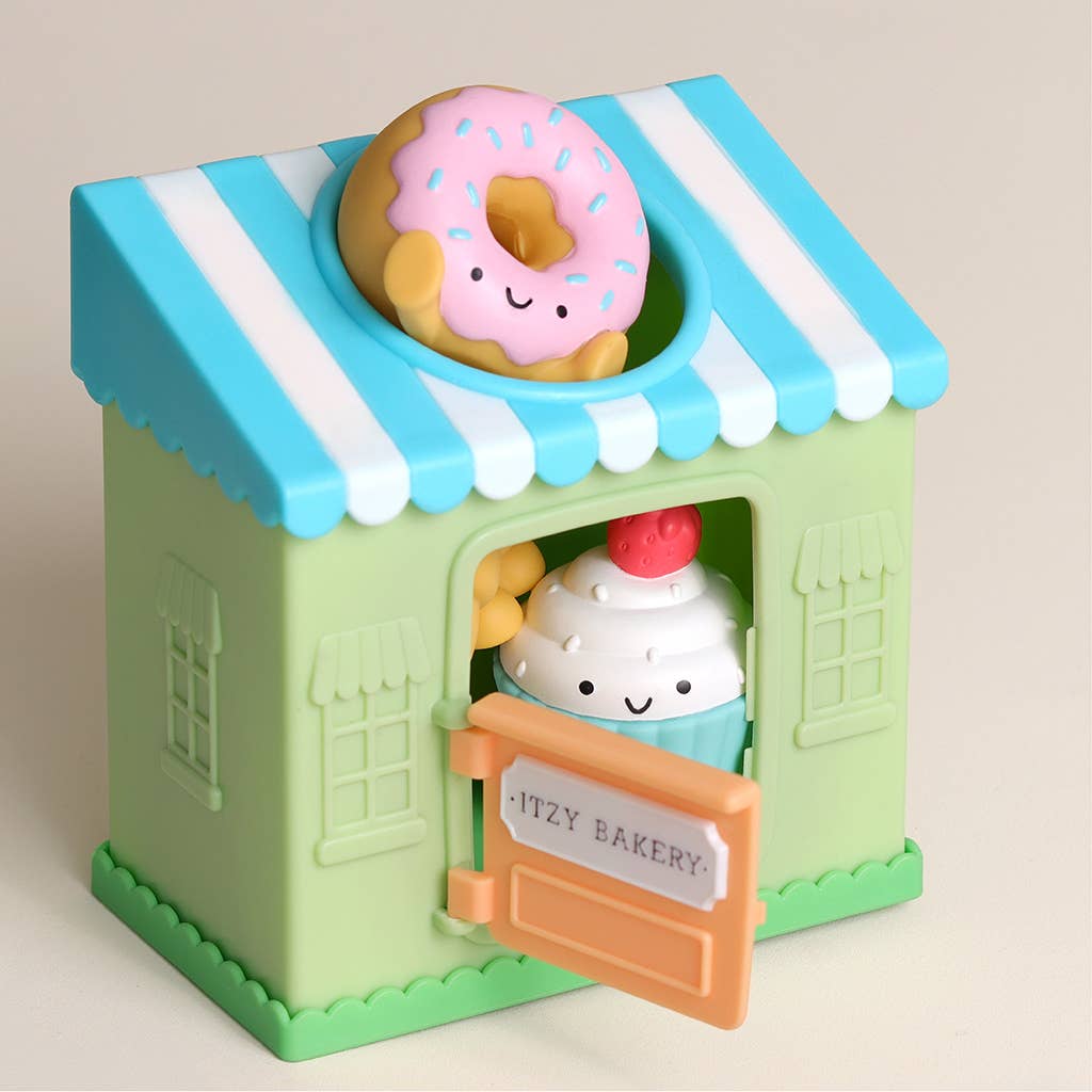 Itzy Play Bakery™ - Put & Take Toy