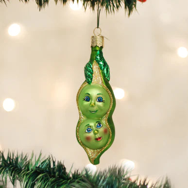 Two Peas in a Pod Ornament - Magpies Paducah